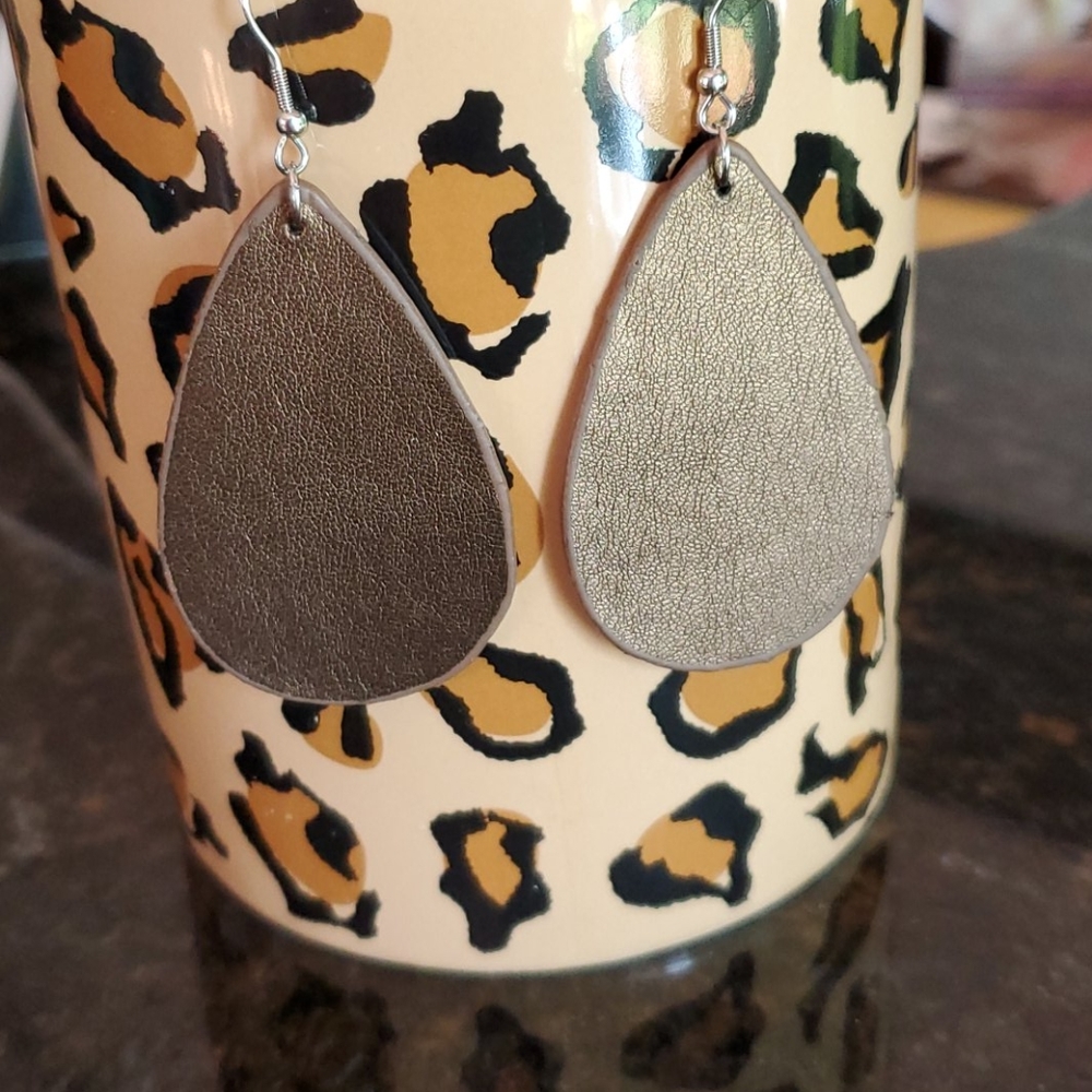 NEW teardrop leather look earrings